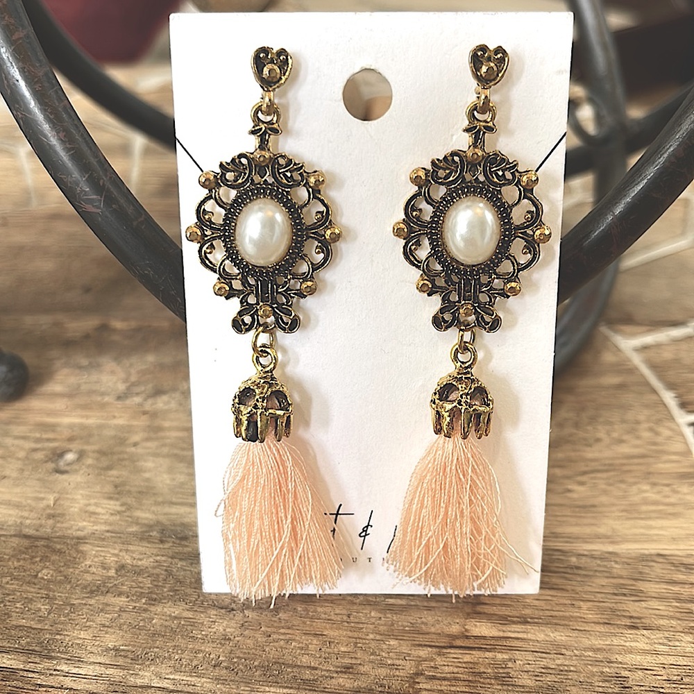 Victorian pink earrings